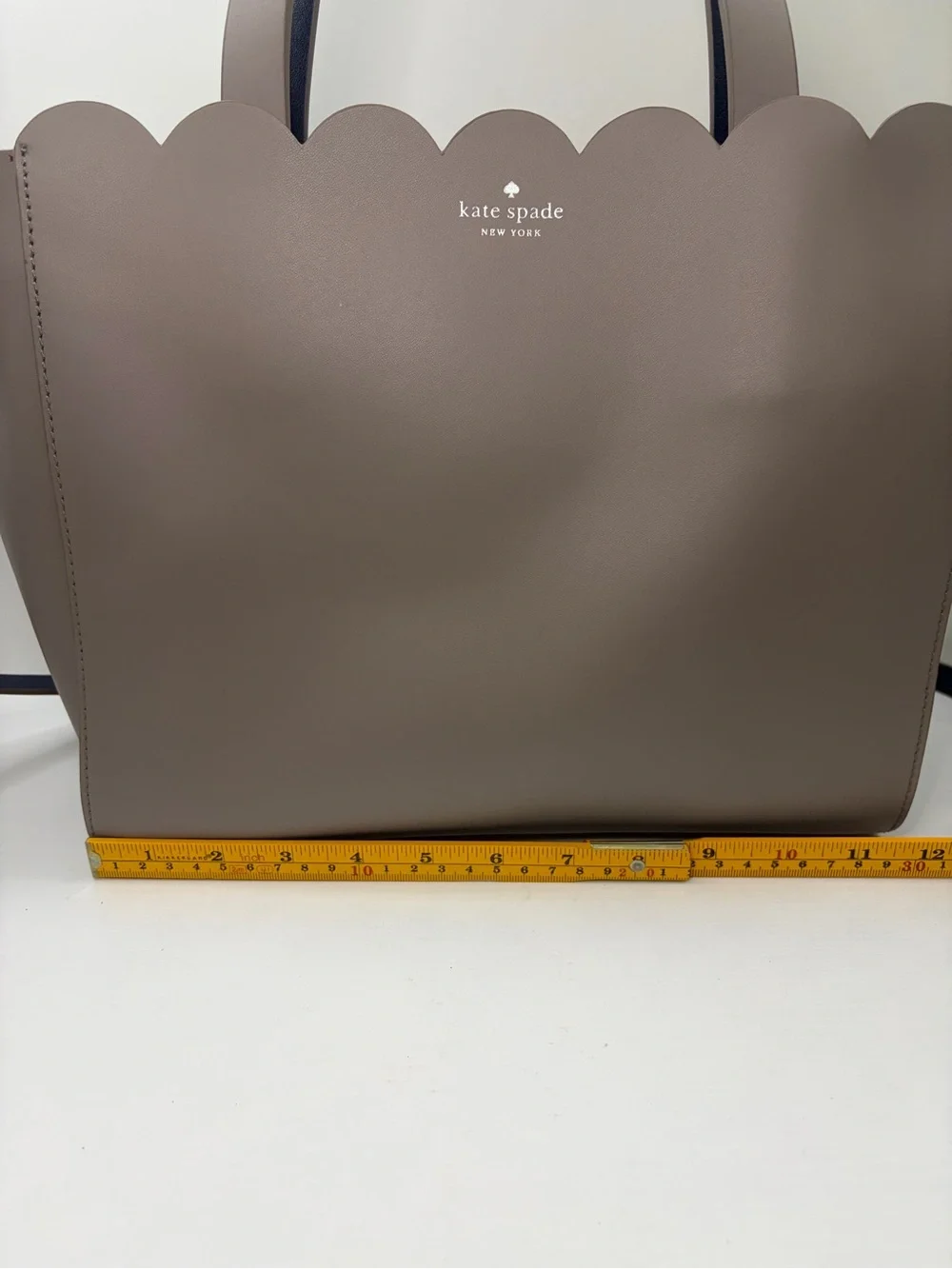Kate Spade Magnolia Street Mina Gray Crossbody Strap Scalloped Edge Bag